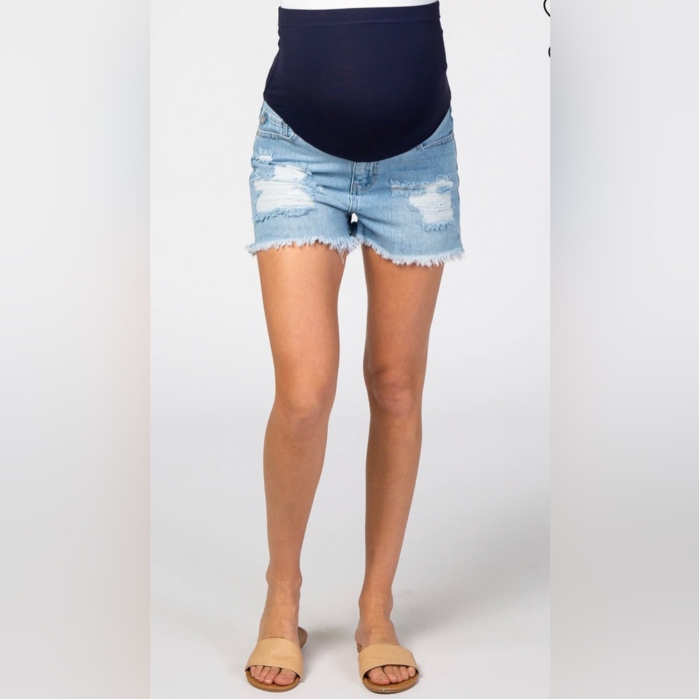 PinkBlush maternity distressed raw hem denim shorts nwot